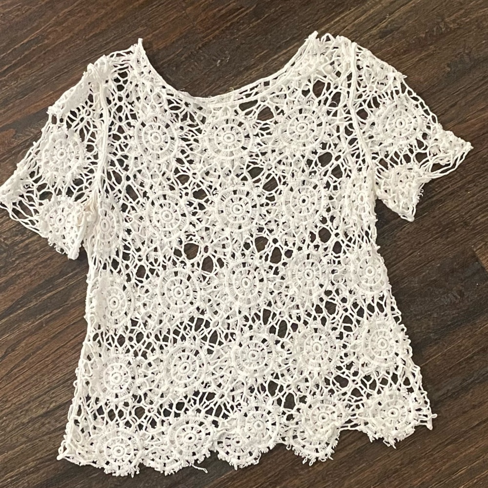 White knit top (M)